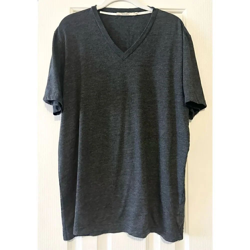 Abbot main men’s v neck